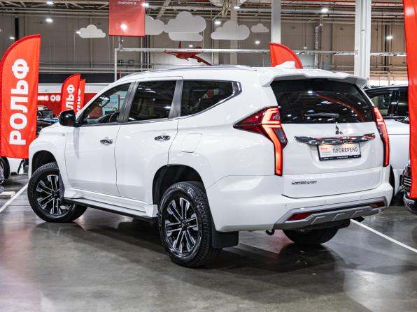 Mitsubishi Montero Sport III Рестайлинг с пробегом 2022 года, цена 3 700 000 рублей, 52419 км, внедорожник, Автокод Объявления