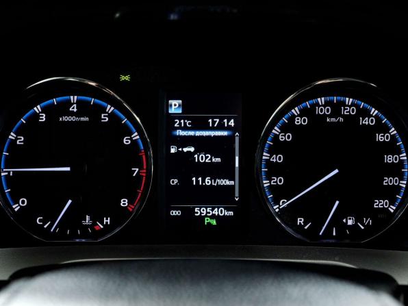 Toyota RAV4 IV (XA40) Рестайлинг с пробегом 2018 года, цена 2 878 000 рублей, 59538 км, внедорожник, Автокод Объявления