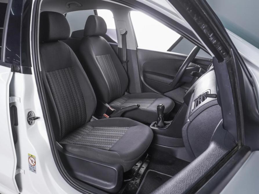 Volkswagen Polo V Рестайлинг Ростов-на-Дону  - изображение 8