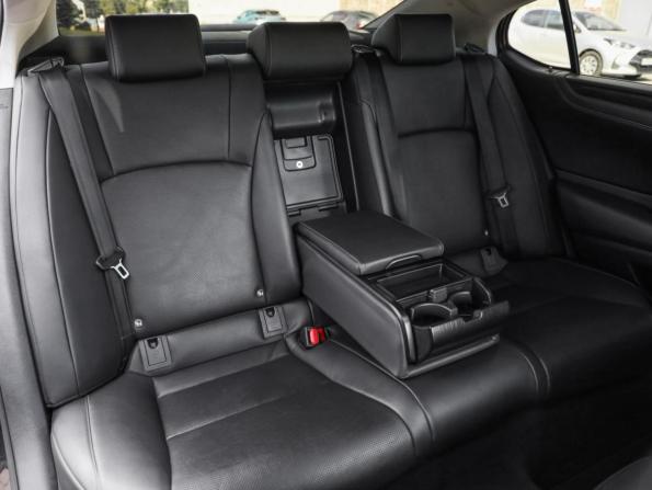 Lexus ES VII с пробегом 2019 года, цена 3 349 000 рублей, 151345 км, седан, Автокод Объявления