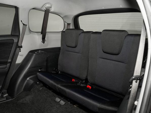 Toyota Wish II Рестайлинг с пробегом 2013 года, цена 1 400 500 рублей, 157282 км, минивэн, Автокод Объявления