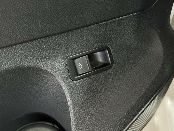 Volkswagen Polo V с пробегом 2013 года, цена 790 000 рублей, 159895 км, седан, Автокод Объявления