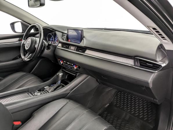 Mazda 6 III (GJ) Рестайлинг 2 с пробегом 2021 года, цена 2 700 000 рублей, 116692 км, седан, Автокод Объявления