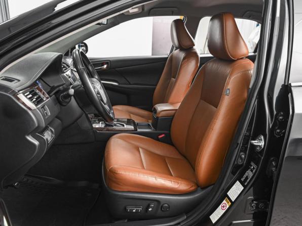 Toyota Camry VII (XV50) Рестайлинг с пробегом 2017 года, цена 1 960 000 рублей, 150722 км, седан, Автокод Объявления
