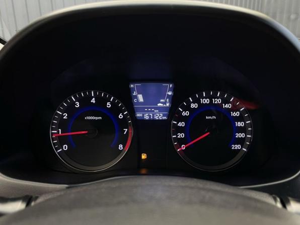 Hyundai Solaris I с пробегом 2013 года, цена 847 000 рублей, 167122 км, седан, Автокод Объявления