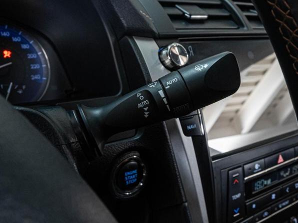 Toyota Camry VII (XV50) Рестайлинг с пробегом 2016 года, цена 2 019 000 рублей, 290704 км, седан, Автокод Объявления
