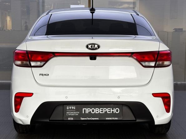 Kia Rio IV с пробегом 2018 года, цена 1 430 000 рублей, 98620 км, седан, Автокод Объявления