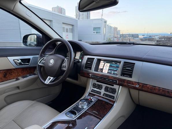Jaguar XF I Рестайлинг с пробегом 2012 года, цена 1 355 000 рублей, 106000 км, седан, Автокод Объявления