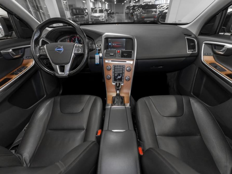 Volvo XC60 I Рестайлинг Москва  - изображение 8