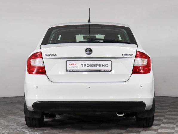 Skoda Rapid I с пробегом 2014 года, цена 997 000 рублей, 131757 км, лифтбек, Автокод Объявления