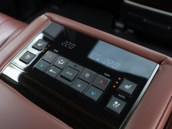 Lexus LX III Рестайлинг 2 с пробегом 2020 года, цена 11 400 000 рублей, 87551 км, внедорожник, Автокод Объявления