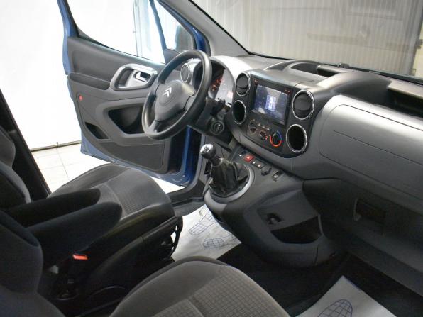 Citroen Berlingo II с пробегом 2009 года, цена 549 000 рублей, 225000 км, компактвэн, Автокод Объявления