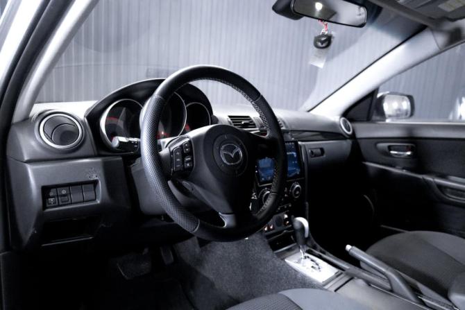 Mazda 3 I (BK) Рестайлинг с пробегом 2008 года, цена 649 000 рублей, 310767 км, седан, Автокод Объявления