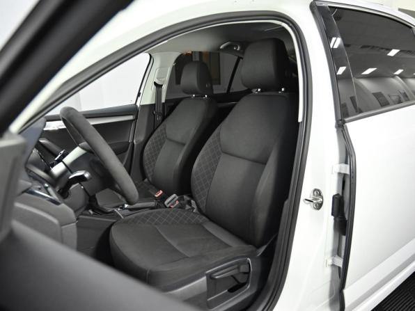 Skoda Octavia III (A7) Рестайлинг с пробегом 2017 года, цена 1 449 000 рублей, 113000 км, лифтбек, Автокод Объявления