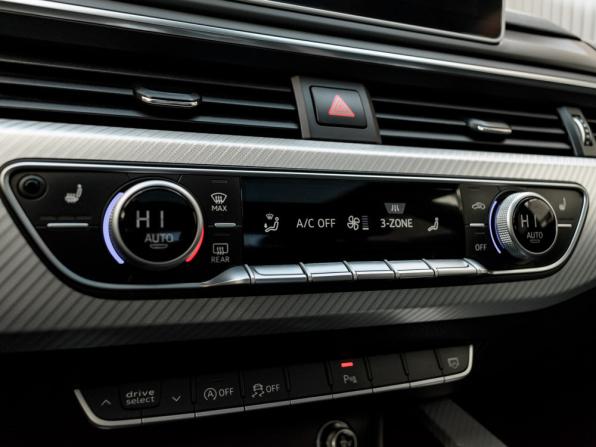Audi A5 II (F5) с пробегом 2017 года, цена 2 300 000 рублей, 212778 км, лифтбек, Автокод Объявления