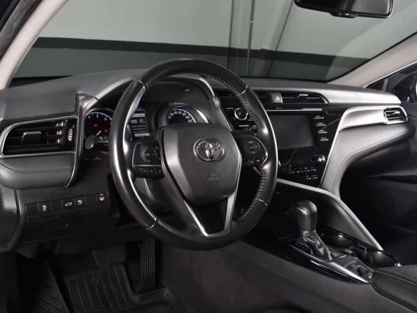 Toyota Camry VIII (XV70) с пробегом 2018 года, цена 2 334 999 рублей, 204316 км, седан, Автокод Объявления
