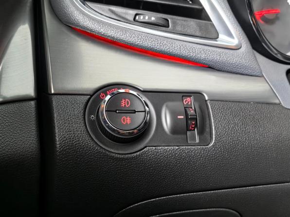 Opel Mokka I с пробегом 2012 года, цена 971 000 рублей, 194221 км, внедорожник, Автокод Объявления