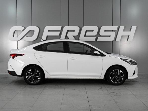 Hyundai Solaris II Рестайлинг с пробегом 2022 года, цена 1 799 000 рублей, 95532 км, седан, Автокод Объявления