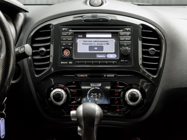 Nissan Juke I с пробегом 2012 года, цена 1 015 000 рублей, 119445 км, внедорожник, Автокод Объявления