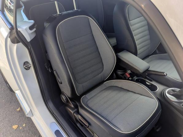 Volkswagen Beetle II (A5) с пробегом 2016 года, цена 2 500 000 рублей, 153433 км, кабриолет, Автокод Объявления