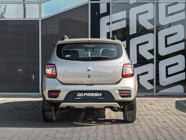 Renault Sandero II Рестайлинг с пробегом 2019 года, цена 1 000 000 рублей, 29735 км, хэтчбек, Автокод Объявления