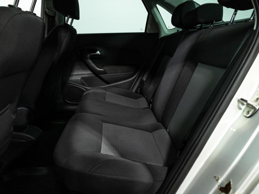 Volkswagen Polo V Санкт-Петербург  - изображение 11