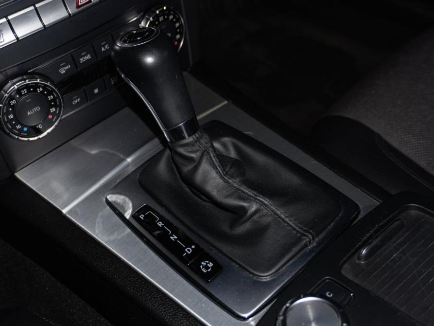 Mercedes-Benz C-Класс III (W204) Рестайлинг Санкт-Петербург  - изображение 12