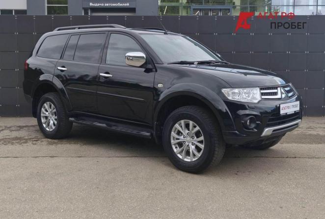 Mitsubishi Pajero Sport II Рестайлинг с пробегом 2015 года, цена 2 750 000 рублей, 66267 км, внедорожник, Автокод Объявления