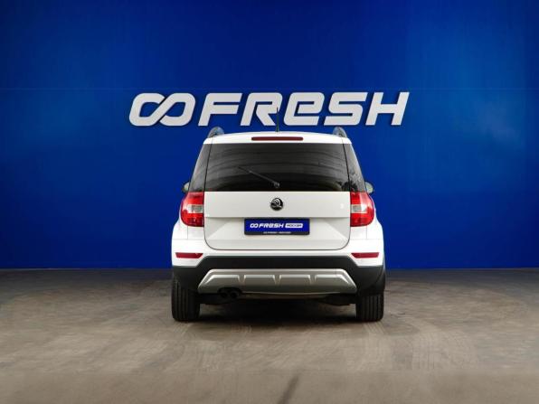 Skoda Yeti I Рестайлинг с пробегом 2015 года, цена 1 389 050 рублей, 97623 км, внедорожник, Автокод Объявления