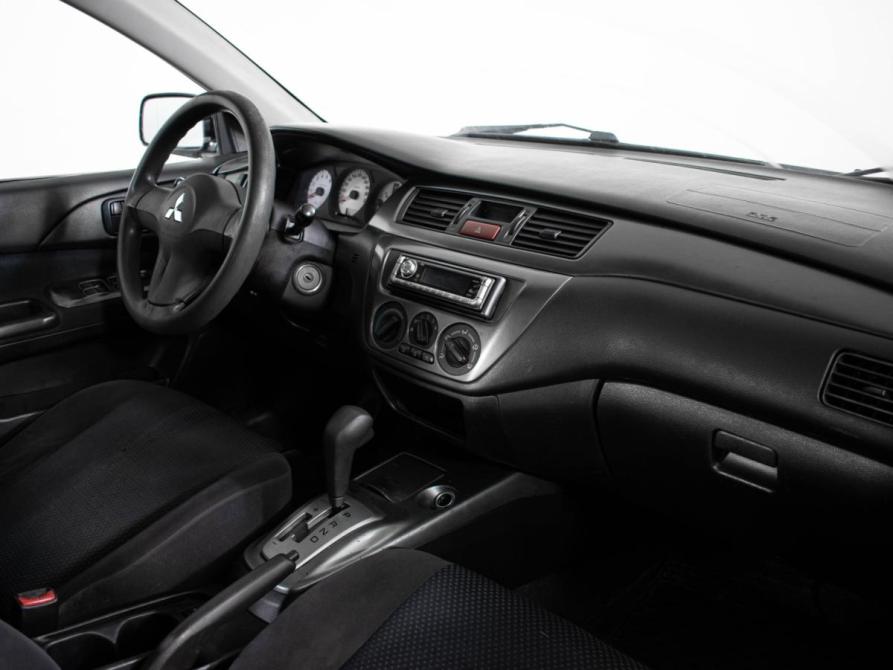 Mitsubishi Lancer IX Рестайлинг Москва  - изображение 9