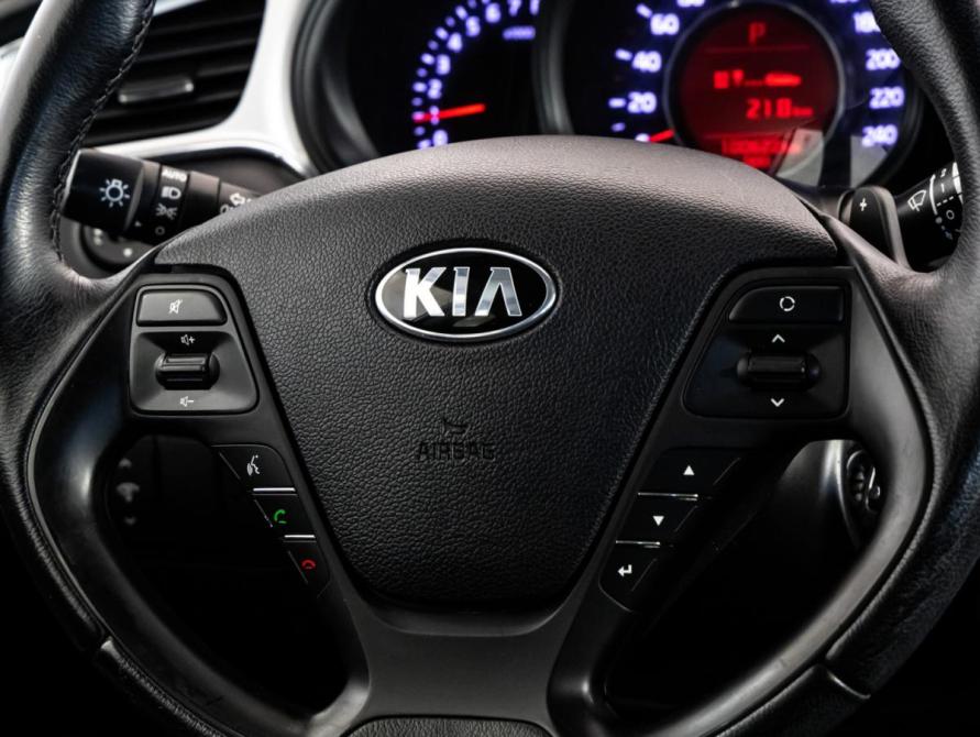 Kia Ceed II Рестайлинг Санкт-Петербург  - изображение 12