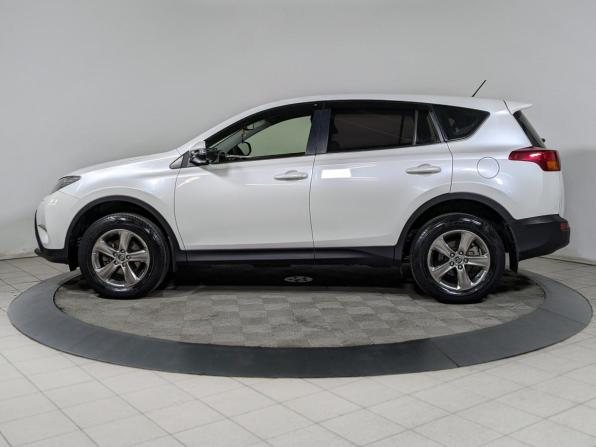 Toyota RAV4 IV (XA40) с пробегом 2015 года, цена 1 949 000 рублей, 117000 км, внедорожник, Автокод Объявления