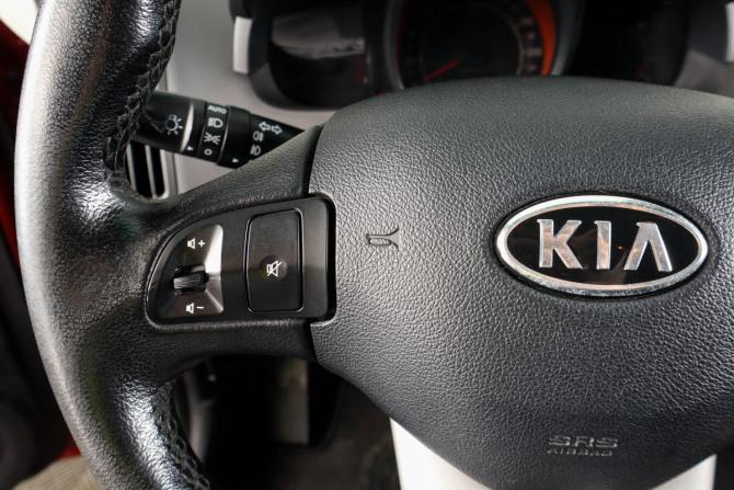 Kia Ceed I Рестайлинг с пробегом 2010 года, цена 679 000 рублей, 199125 км, хэтчбек, Автокод Объявления