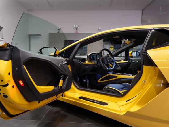 Lamborghini Temerario с пробегом 2026 года, цена 54 500 000 рублей, 30 км, купе, Автокод Объявления