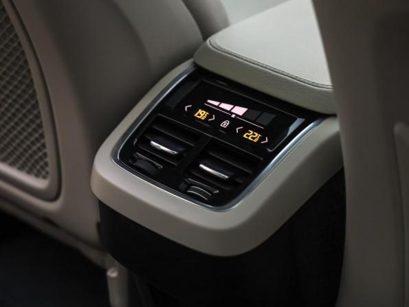 Volvo XC90 II Рестайлинг 1 с пробегом 2021 года, цена 4 699 000 рублей, 127331 км, внедорожник, Автокод Объявления