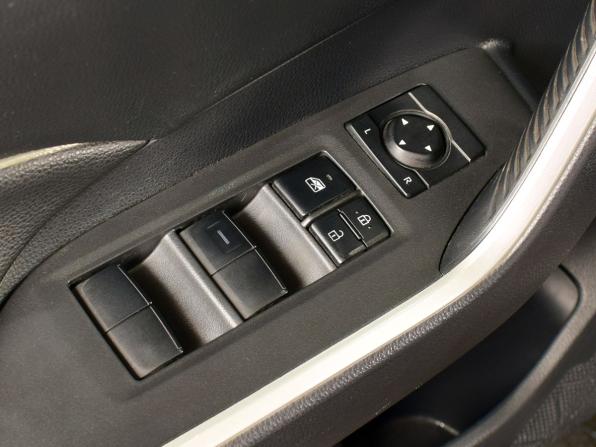 Toyota Wildlander I с пробегом 2021 года, цена 3 199 995 рублей, 77786 км, внедорожник, Автокод Объявления
