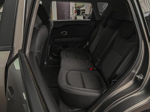 Kia Soul II Рестайлинг с пробегом 2018 года, цена 1 698 000 рублей, 69890 км, хэтчбек, Автокод Объявления