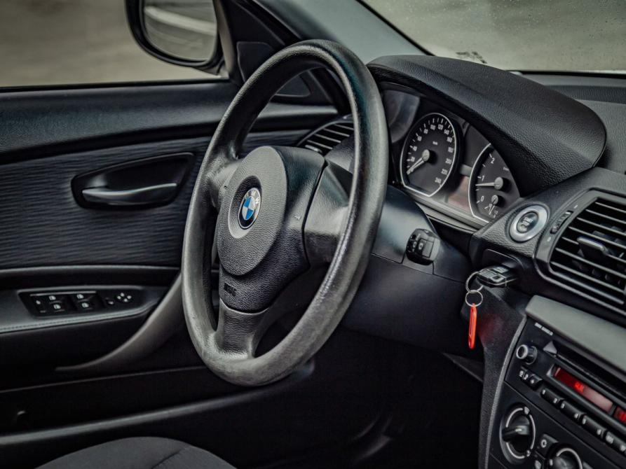 BMW 1 серии I (E81/E82/E87/E88) Рестайлинг Тюмень  - изображение 15