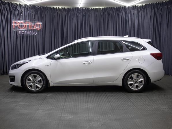 Kia Ceed II Рестайлинг с пробегом 2018 года, цена 1 449 000 рублей, 93165 км, универсал, Автокод Объявления