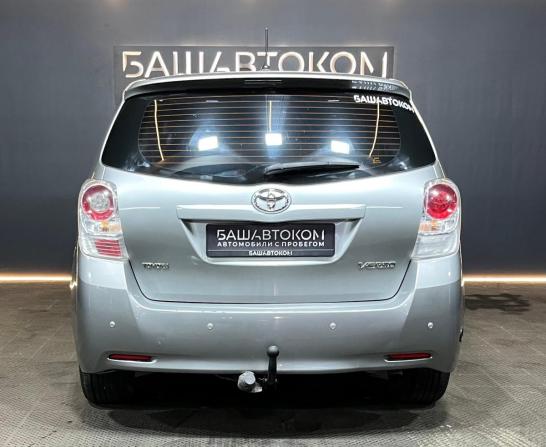 Toyota Verso I с пробегом 2012 года, цена 999 000 рублей, 319969 км, компактвэн, Автокод Объявления