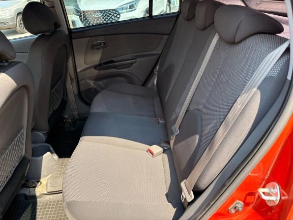 Kia Rio II Рестайлинг с пробегом 2011 года, цена 529 000 рублей, 304126 км, хэтчбек, Автокод Объявления
