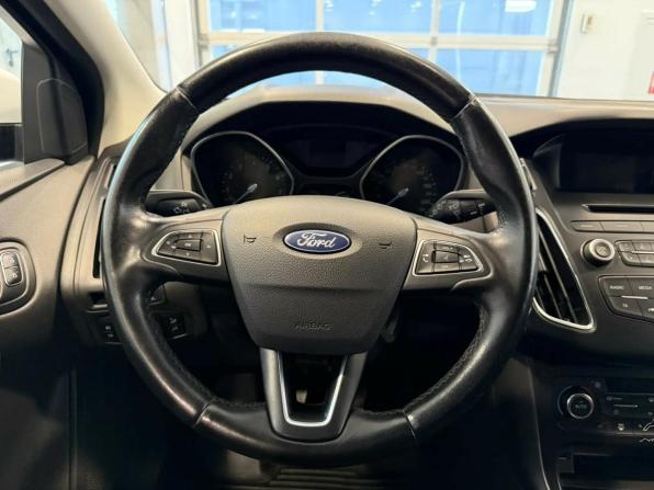 Ford Focus III Рестайлинг с пробегом 2017 года, цена 1 090 000 рублей, 145356 км, хэтчбек, Автокод Объявления