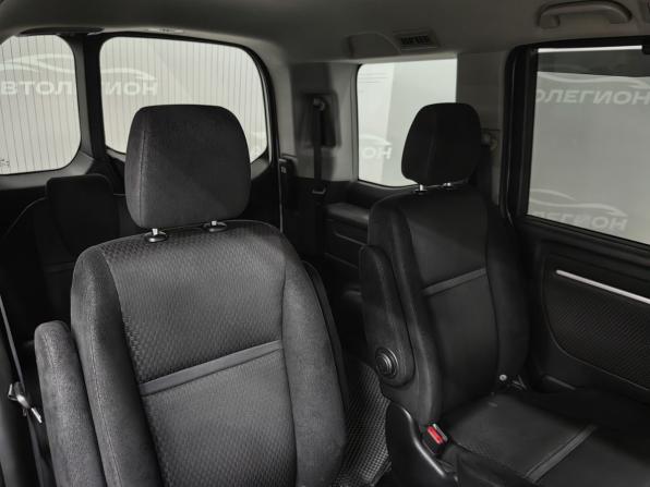 Honda Stepwgn V Рестайлинг с пробегом 2019 года, цена 2 499 000 рублей, 163972 км, минивэн, Автокод Объявления