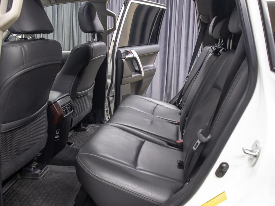 Toyota Land Cruiser Prado 150 Series Рестайлинг 1 Москва  - изображение 11
