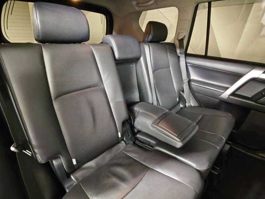 Toyota Land Cruiser Prado 150 Series Рестайлинг 3 Москва  - изображение 17