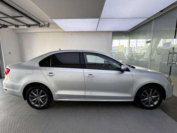 Volkswagen Jetta VI с пробегом 2013 года, цена 849 000 рублей, 261842 км, седан, Автокод Объявления