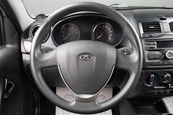Lada (ВАЗ) Granta I Рестайлинг с пробегом 2023 года, цена 899 000 рублей, 41075 км, седан, Автокод Объявления