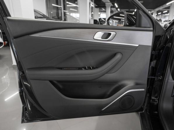 Geely Galaxy Starshine 6 с пробегом 2025 года, цена 2 650 000 рублей, 17 км, седан, Автокод Объявления