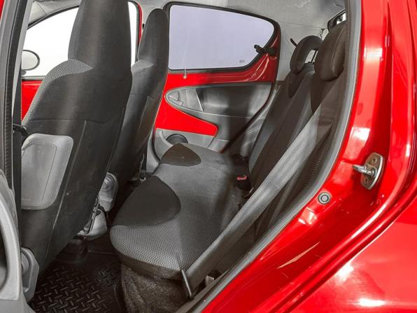 Toyota Aygo I с пробегом 2007 года, цена 379 000 рублей, 178633 км, хэтчбек, Автокод Объявления