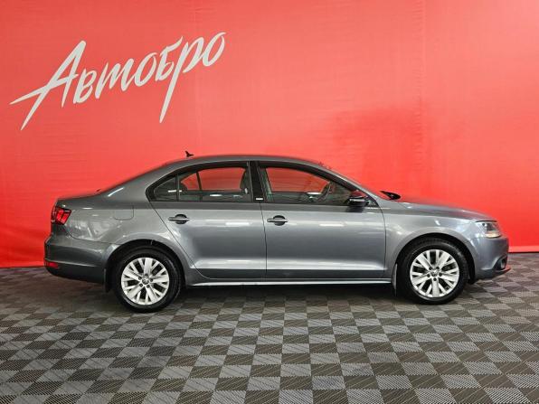 Volkswagen Jetta VI Рестайлинг с пробегом 2014 года, цена 699 000 рублей, 224929 км, седан, Автокод Объявления